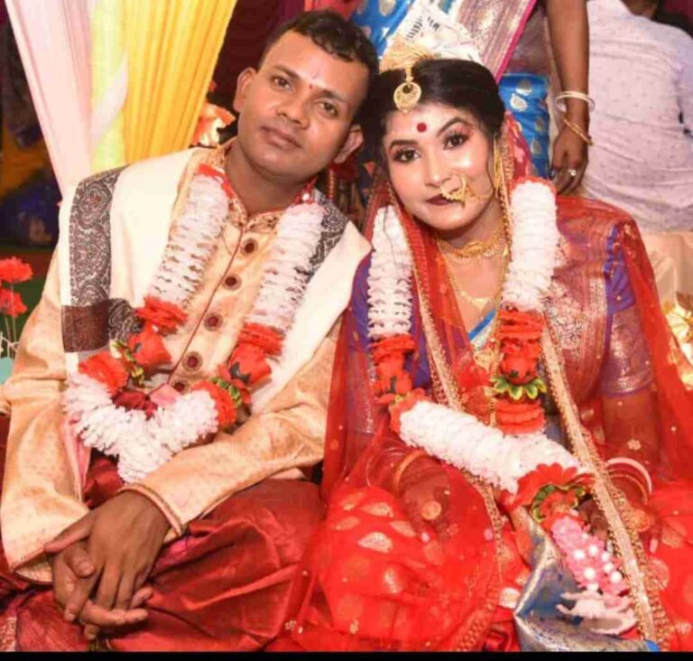 স্বামীর বাড়িতে নির্যাতনের অভিযোগ, ন্যায়বিচারের দাবিতে থানার দ্বারস্থ গৃহবধূ